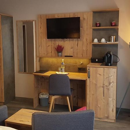 Hotel-Restaurant Zur Linde Altenmedingen Esterno foto