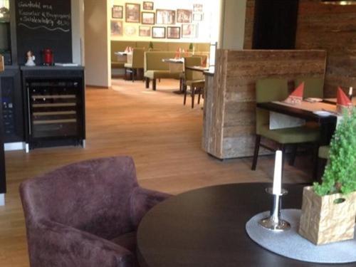 Hotel-Restaurant Zur Linde Altenmedingen Esterno foto