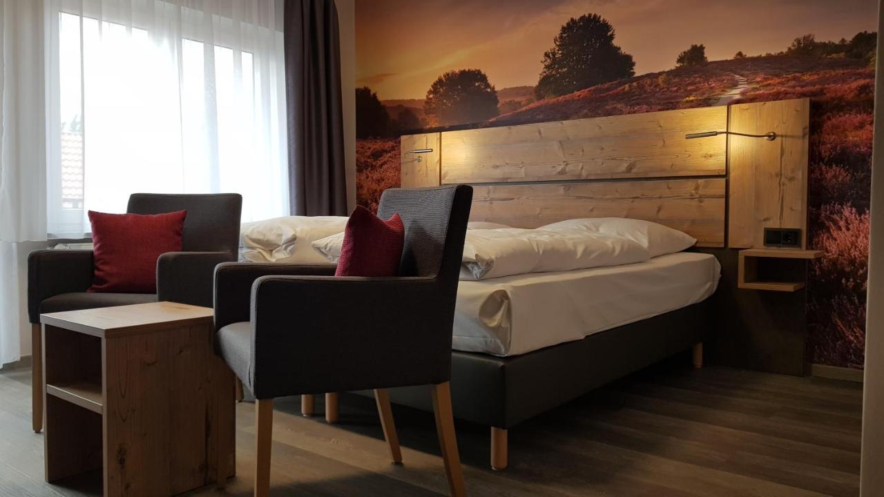 Hotel-Restaurant Zur Linde Altenmedingen Esterno foto