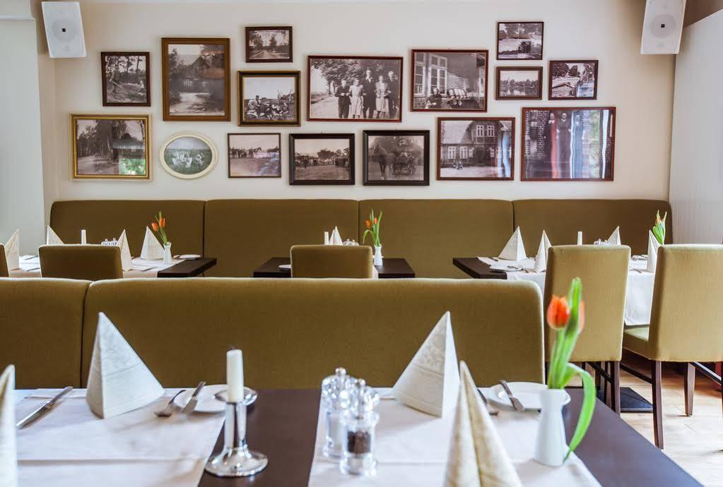 Hotel-Restaurant Zur Linde Altenmedingen Esterno foto