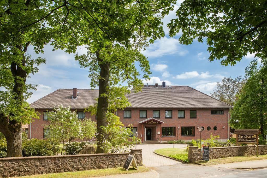 Hotel-Restaurant Zur Linde Altenmedingen Esterno foto